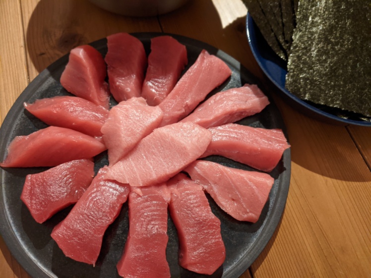 南紀串本よしだ本鮪 切り落としセット 400g 冷凍 農家漁師から産地直送の通販 ポケットマルシェ