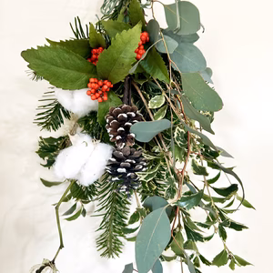 【クリスマス用スワッグ】届いたら飾るだけ、お部屋が一気にクリスマス仕様に。