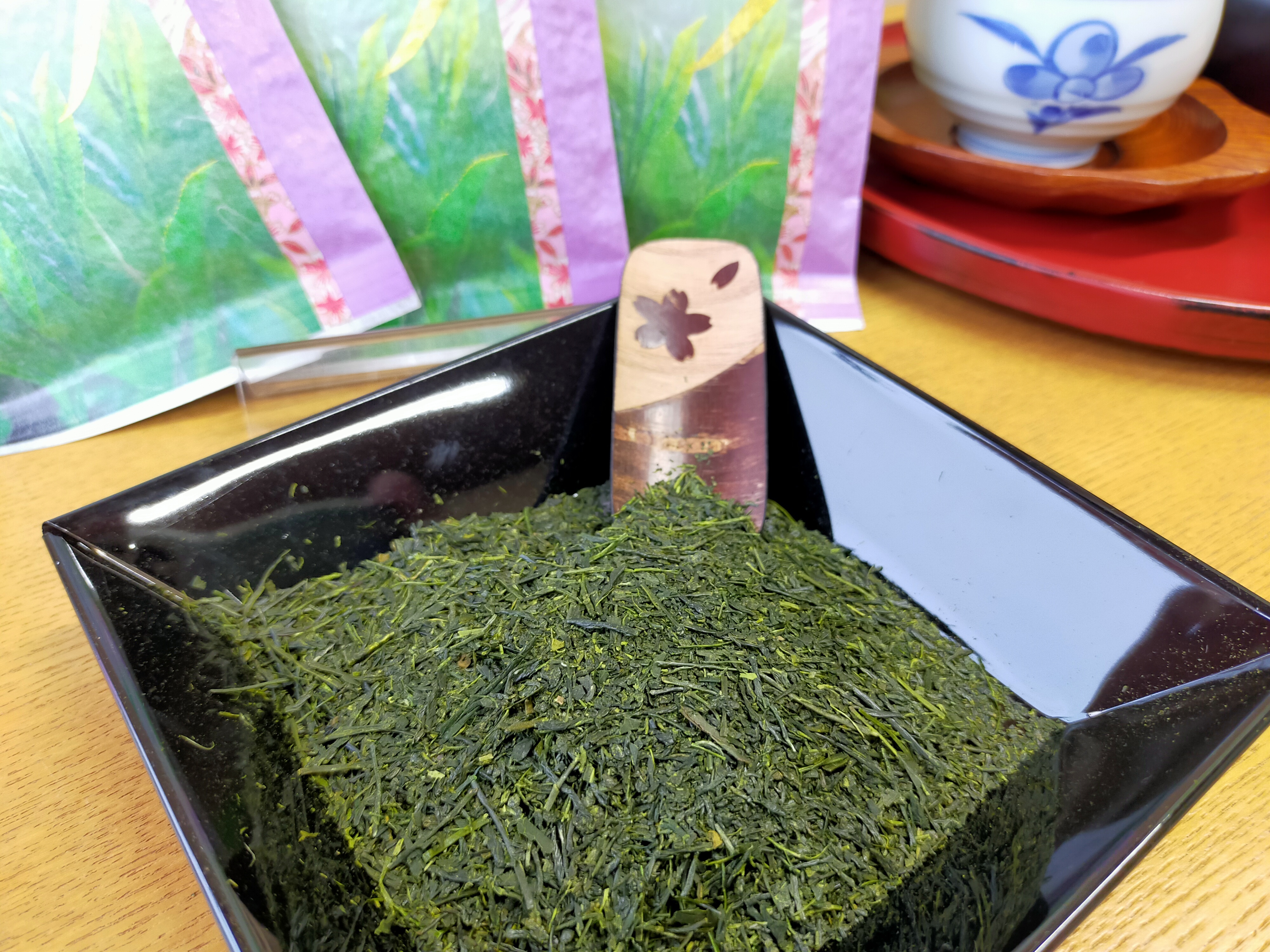 【入荷しました】狭山茶「多摩の誉」100グラム入×25袋セット 桐箱入り 特選狭山茶煎茶「霞川」| Special Selection Sayama