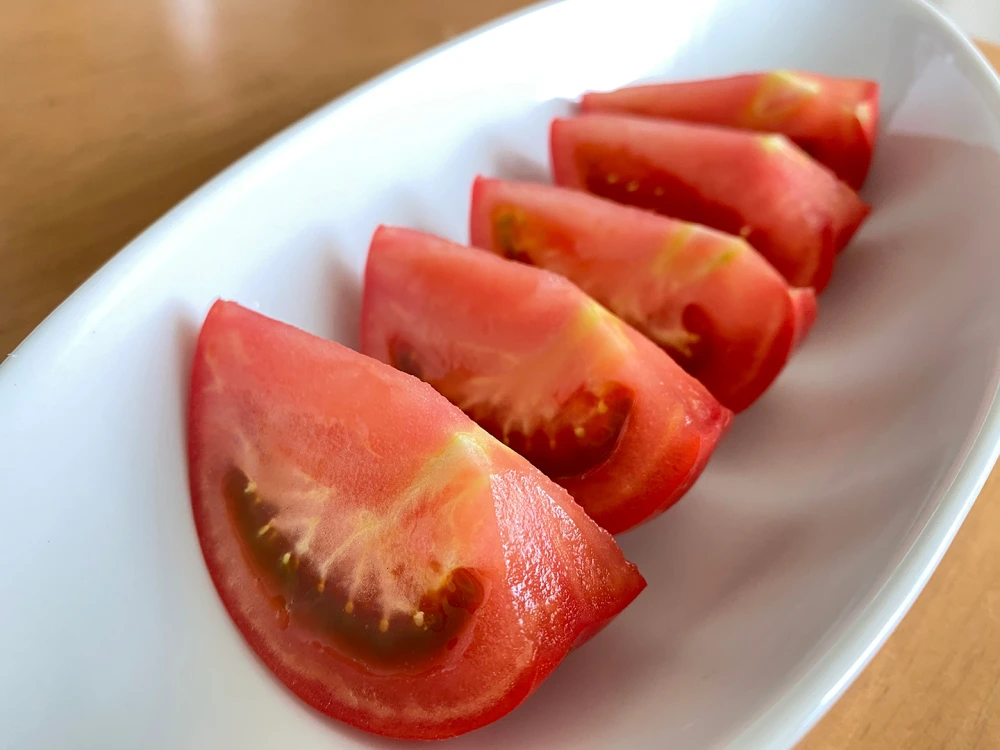 甘みだけじゃない！スッパ甘い完熟本格トマト２ｋｇ