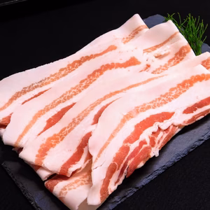 【昔ながらの黒豚】豚バラ切り落とし お鍋・ネギ塩豚バラ丼・アスパラ巻きなどなど‼