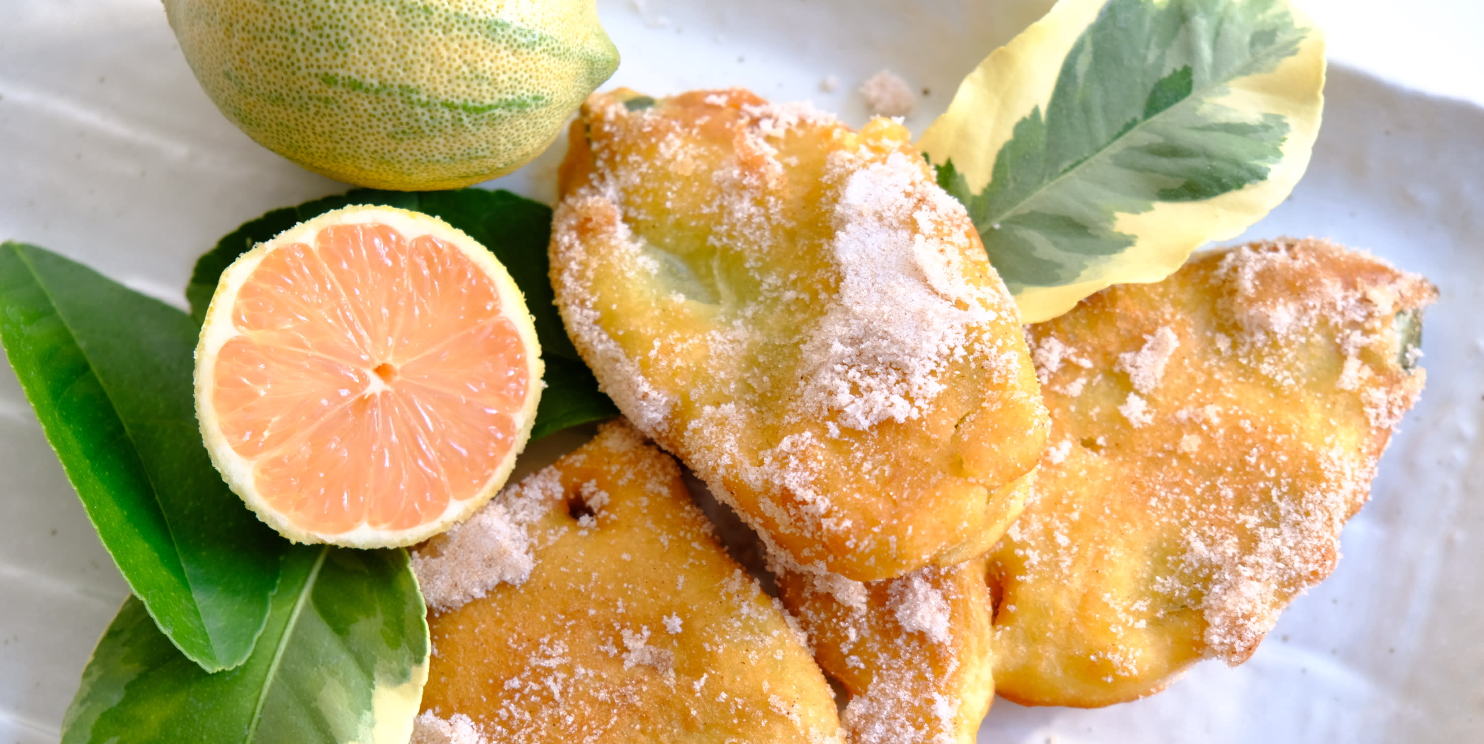 美味しい可愛い「レモンの葉っぱドーナツ」。スペインのレシピをご紹介します！ | 農家漁師から産地直送の通販 ポケットマルシェ
