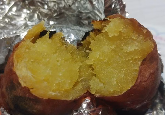 さつまいも大好き人間が育てた紅はるか　サツマイモ　薩摩芋　とちいもくん