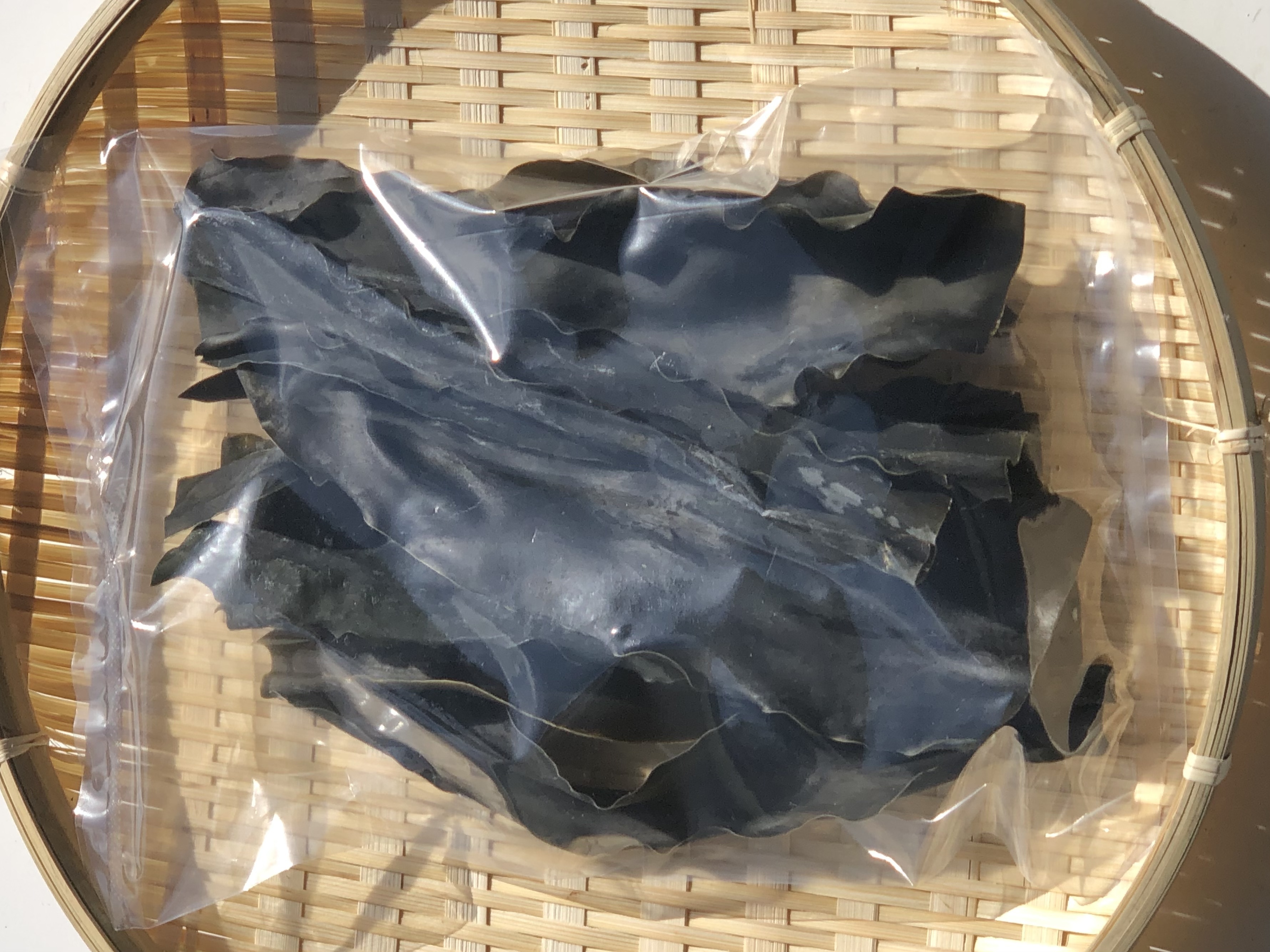 岩手県田野畑産】天然黒昆布 210g 【小分け】｜魚介類の商品詳細