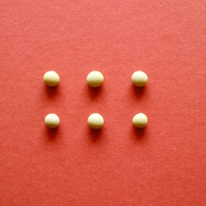 【小粒白大豆　２００g】忙しい時にこそ使って欲しい、小粒なお豆さん