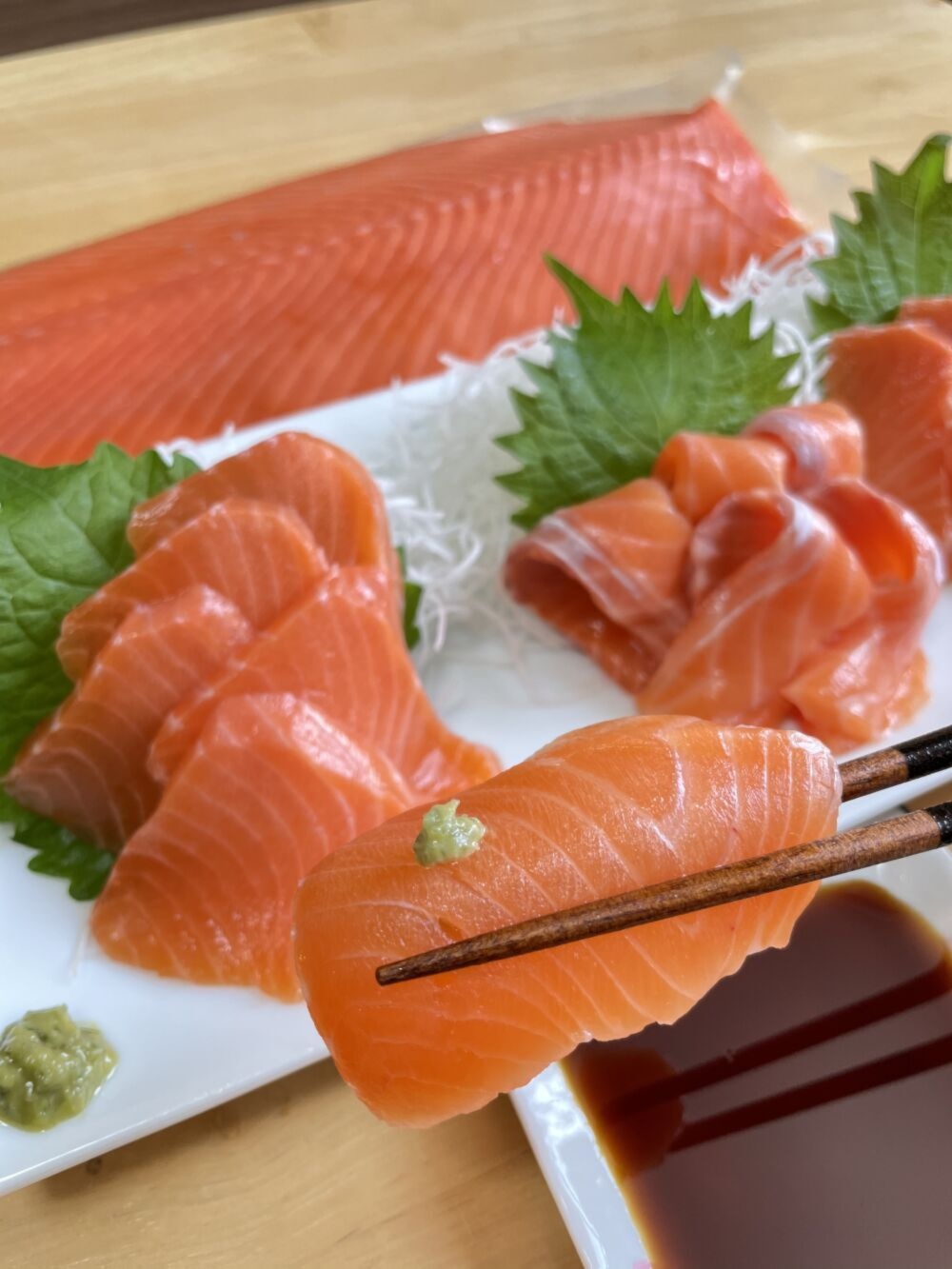 深浦サーモン 特大フィレ 約850g X2f 枚 魚介類の商品詳細 ポケットマルシェ 産直 産地直送 通販 旬の果物 野菜 魚介をお取り寄せ