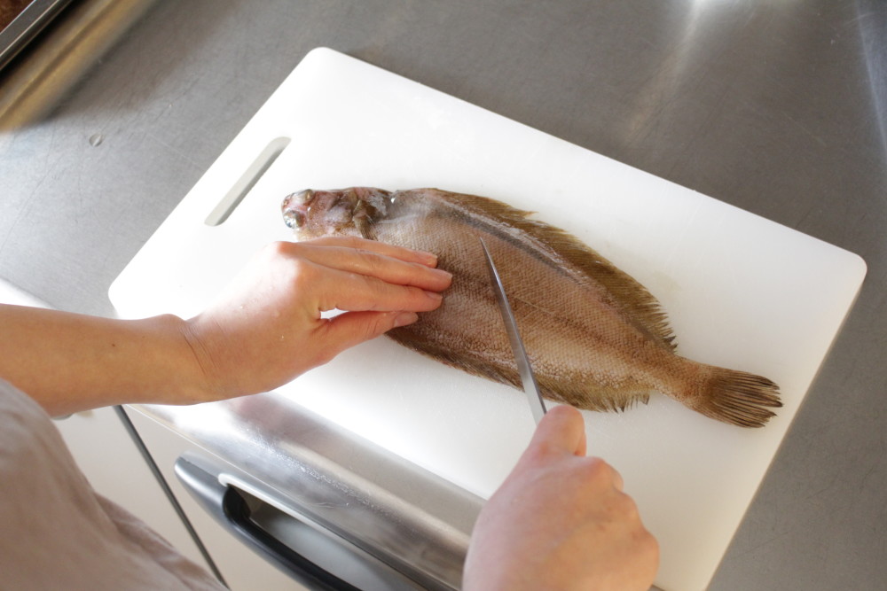 漁師飯 福島県相馬市 菊地基文さん直伝 味噌風味のカレイの煮付け 農家漁師から産地直送の通販 ポケットマルシェ