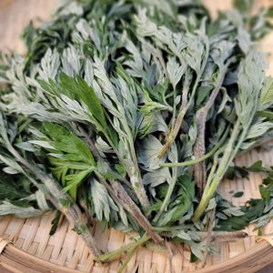 【奈良県産】自生のヨモギ・農薬不使用の畑で育ちました【もうすぐ終了】