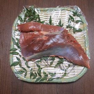 シカモモブロック肉　