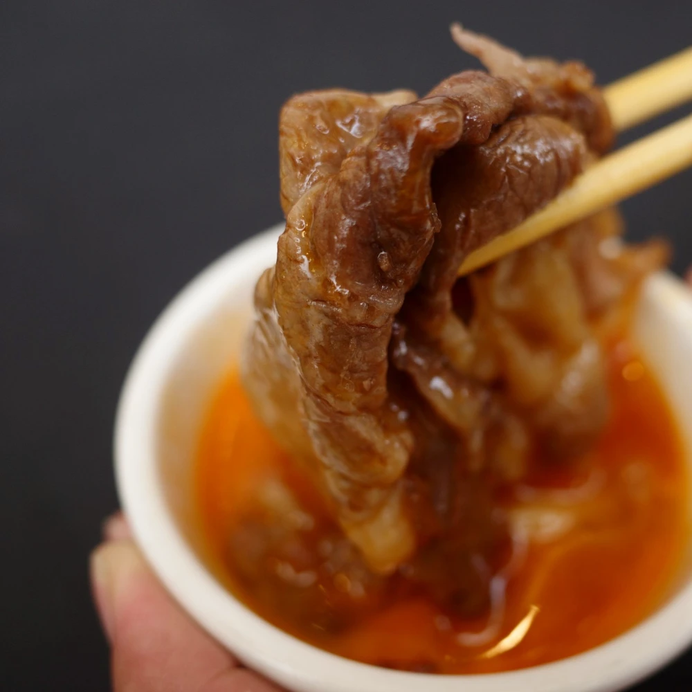 【7周年福袋】3,000円相当おトク！阿蘇赤身和牛すき焼きセット（3～4人前）