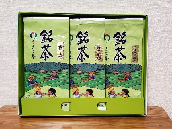 贈り物の定番商品《緑茶 100g×3本》
