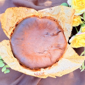 いちじくとチョコレートのバスクチーズケーキ