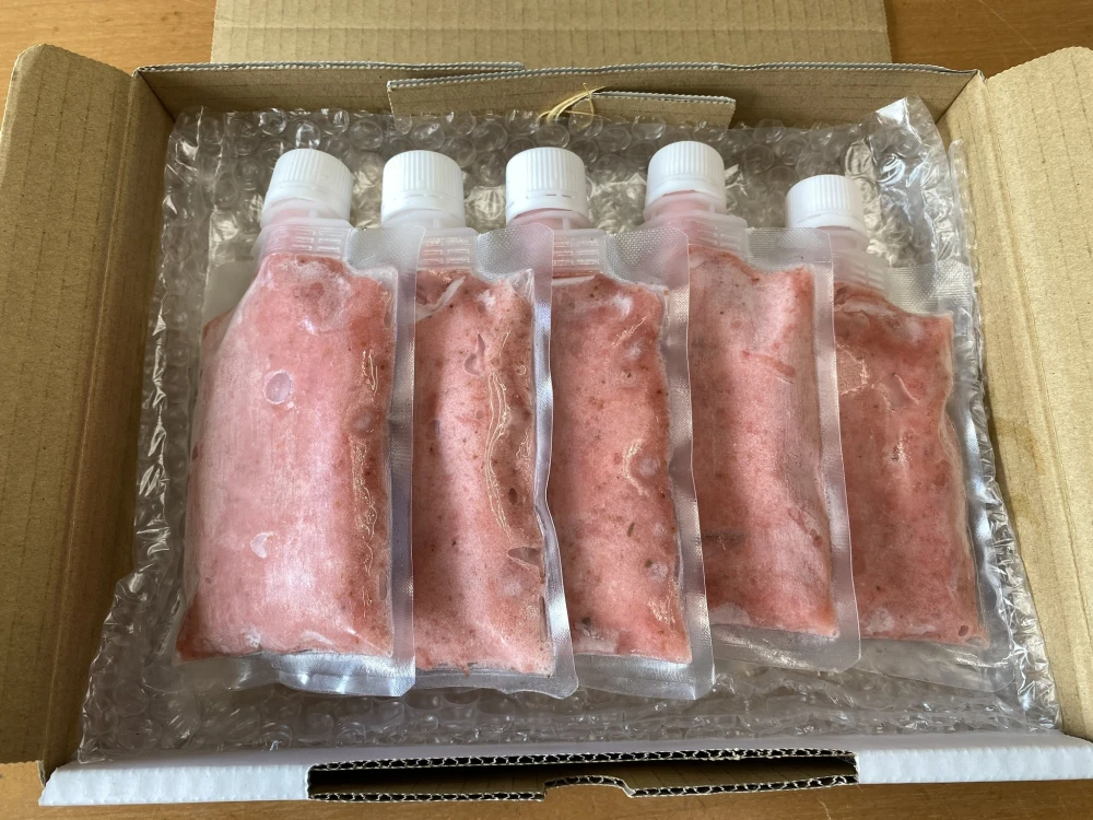 とことん安心安全にこだわった有機いちごのフローズンスムージー