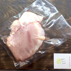 数量限定出荷４〜５人前。年2回のみ出荷の熟成地鶏（むね肉）