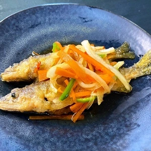 お料理好きの方におすすめ！【小ぶり鮎】冷凍／南蛮漬・揚げ物に！【魚介類応援商品】