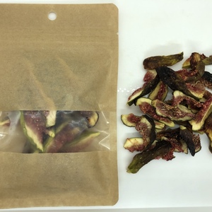 送料520円！ドライいちじく！無農薬栽培で皮ごとギュッと甘さを閉じこめました！