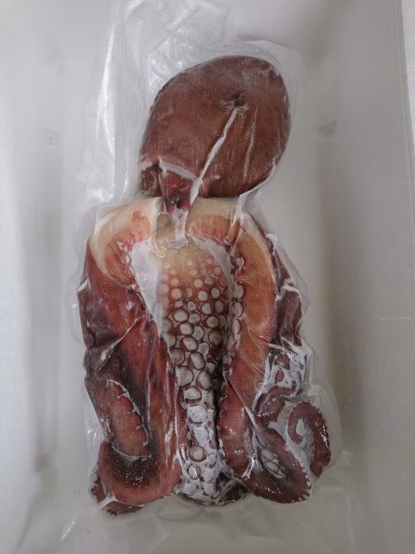 小樽産 茹でタコ 2.3㎏(冷凍)