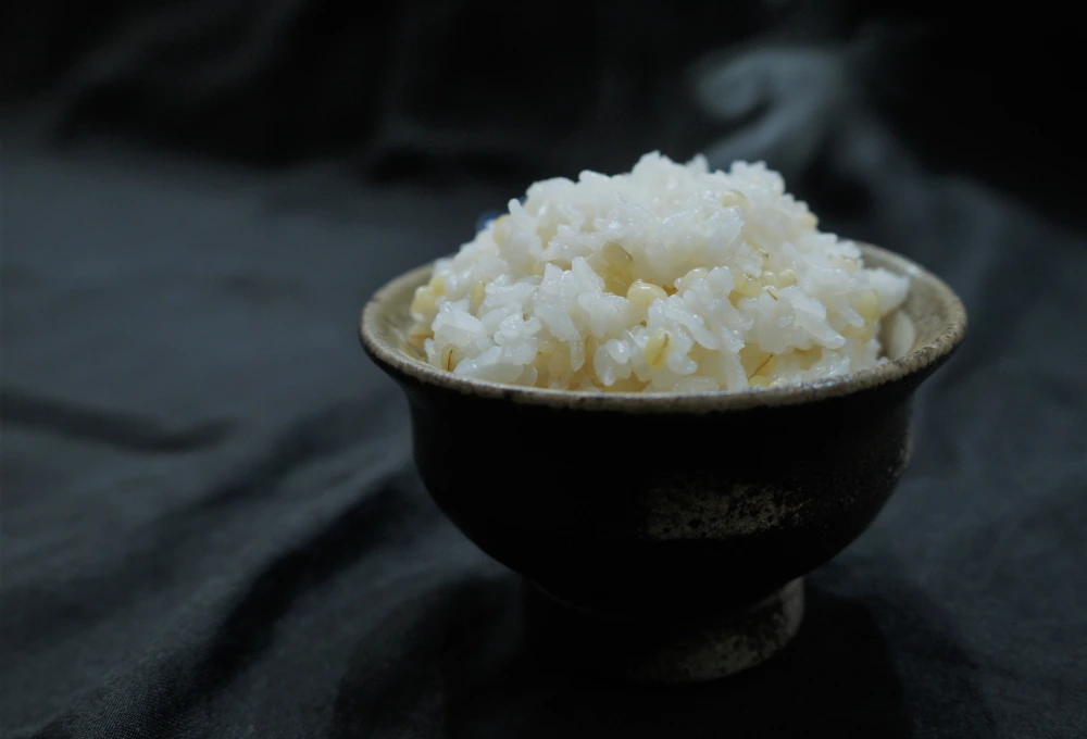 ★令和5年産★岡山西大寺幸せもち麦（キラリモチ）
