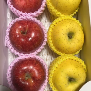 紅白りんごセット‼️紅の夢＋星の金貨　約2キロ6玉入り