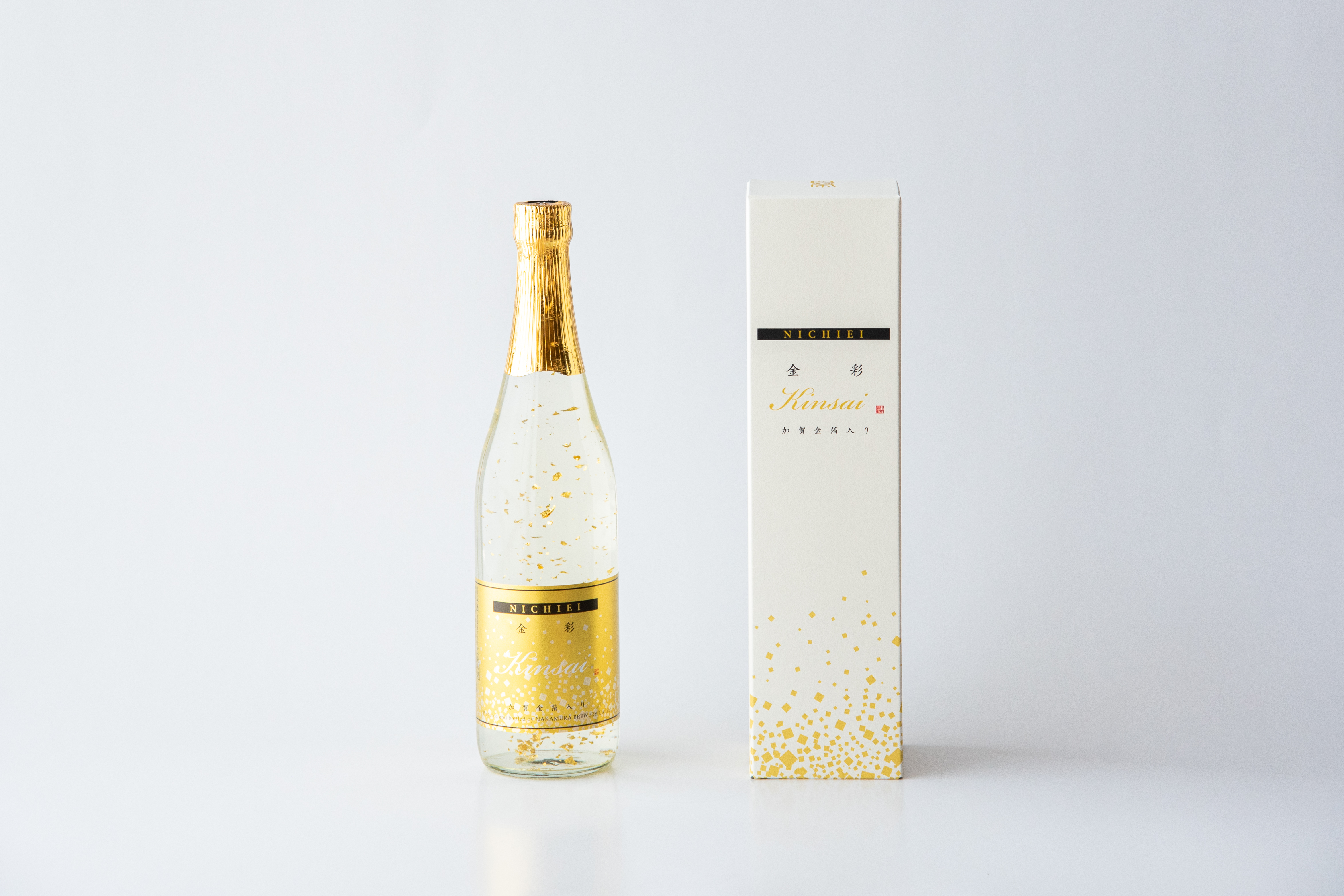 日榮加賀金箔入 金彩純米酒720ml｜日本酒の商品詳細｜ポケットマルシェ