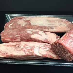 八雲牛切落しカルビブロック　総重量600ｇ