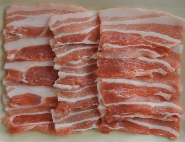 旭山ポーク サムギョプサル　豚バラ肉1kg　品種　WLD三元交配豚