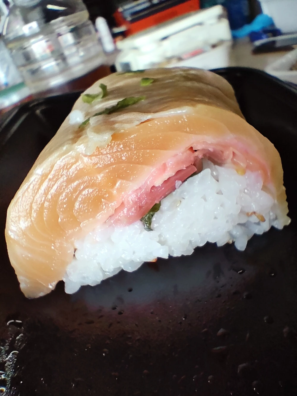 琵琶湖産【天然】ビワマスの棒寿司　