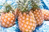 石垣島産 パイナップル ピーチパイン 3玉 2kg～2.4kg