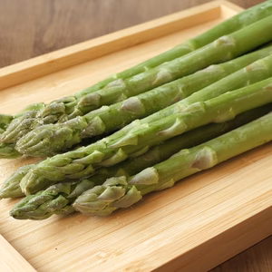 【森のアスパラ®︎】メインディッシュに！主菜サイズ（L~M）