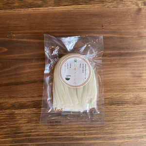 お米ヌードル（太平麵）（100g)　1袋あたり320～350円