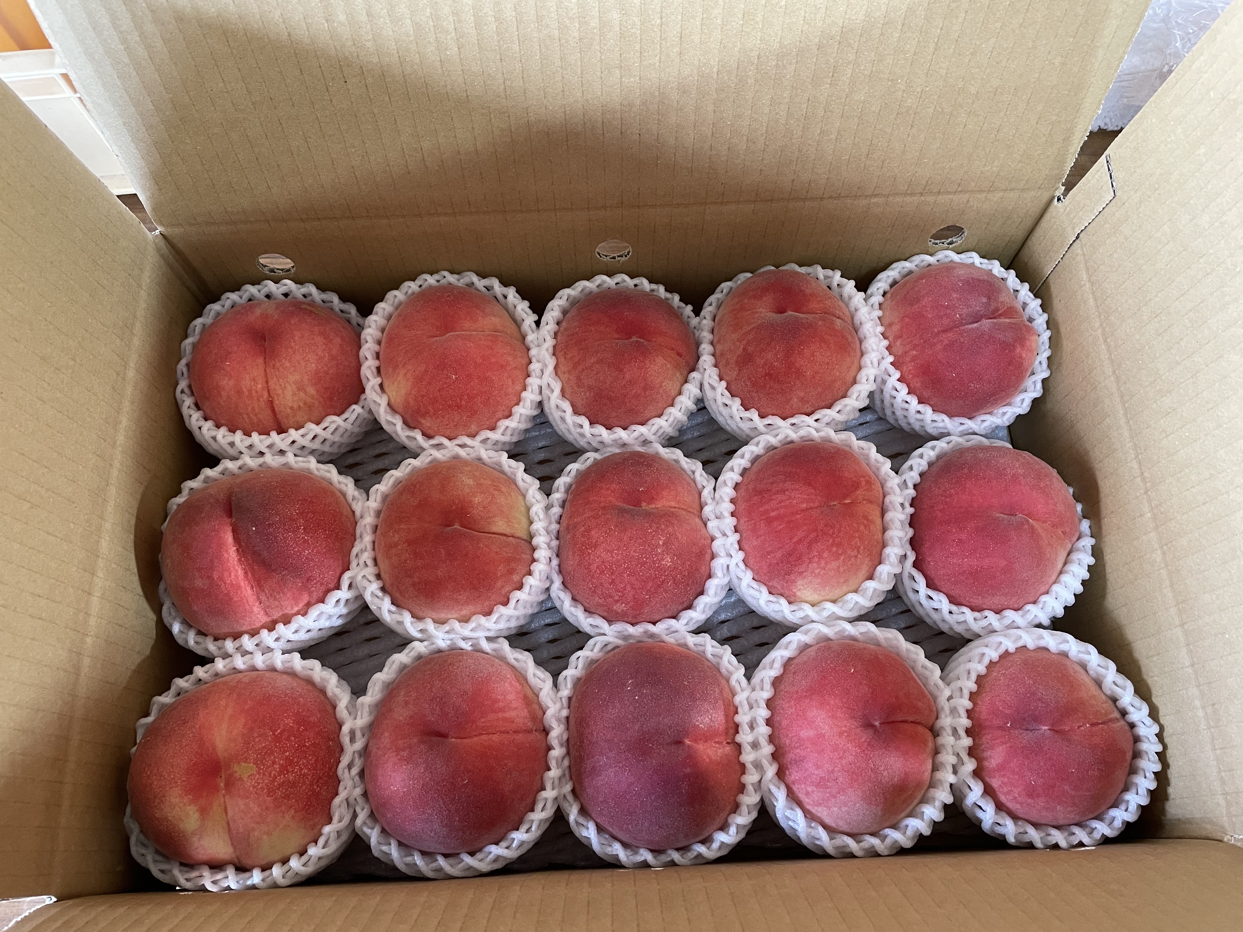 桃【ご家庭用】 品種おまかせ【クール便】！！｜桃の商品詳細