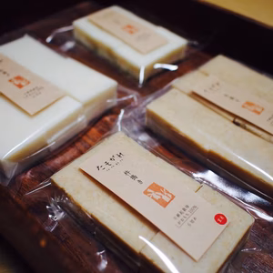 ❢1〜2月の期間限定❢ 園主がついた杵つき餅(玄米、白)セット