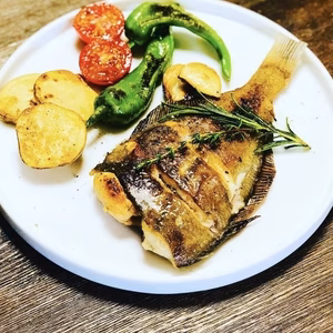 大きい白カレイ鮮度干し　3〜5枚　合計1kg　ムニエルにも！