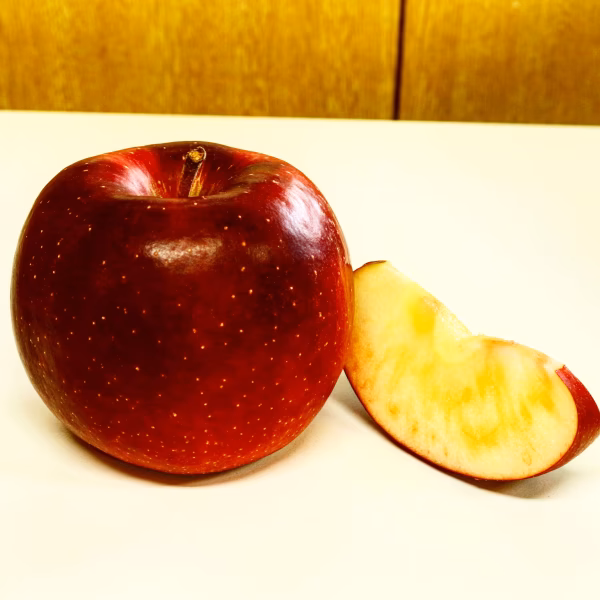 【10月中旬発送予定】レッドゴールド 甘くてジューシーな超希少りんご！